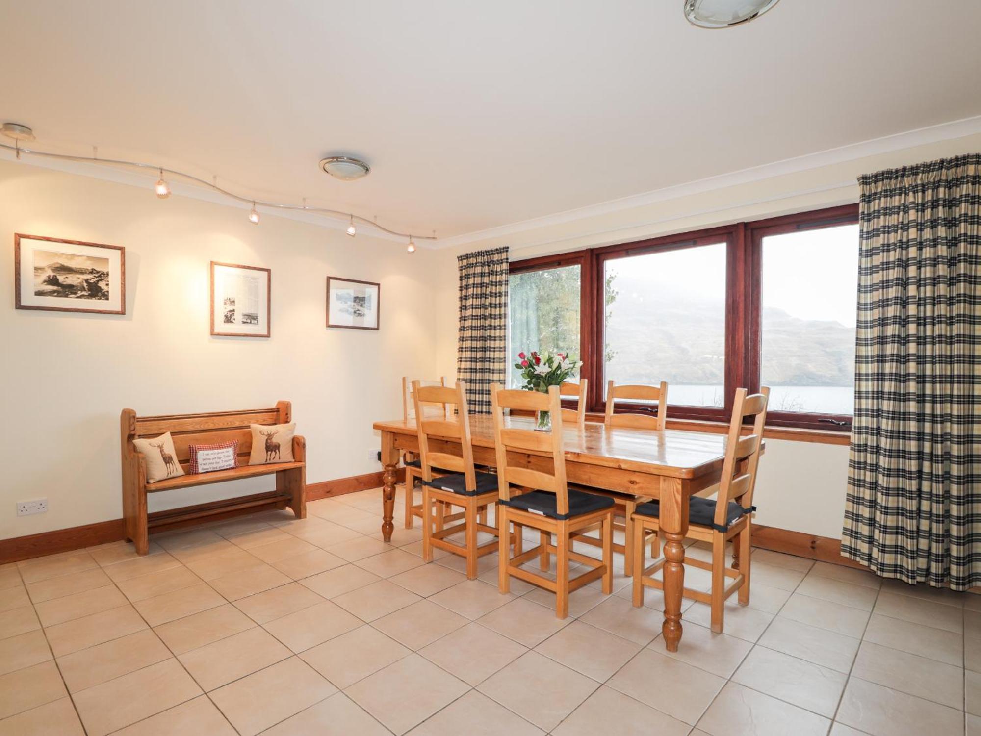 Mackenzies Peak Villa Sconser Luaran gambar